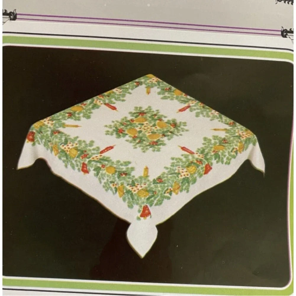 The Sovereign Collection Christmas Table Cloth Aleluia 33x33 Style 3150